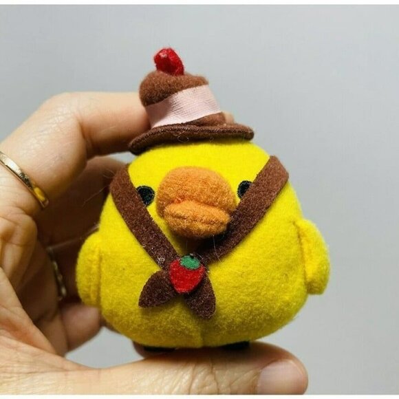 Rilakkuma Kiiroitori Yellow Bird Plush Keyring Chain Japan Strawberry Hat Hang - Picture 1 of 10